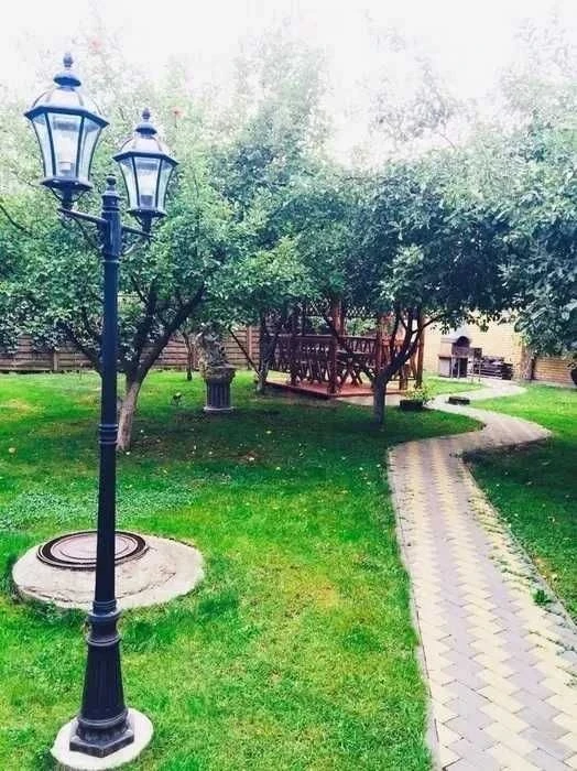 For Rent House 1 km from the metro station Oksoroky. Fireplace. Gas. Generator