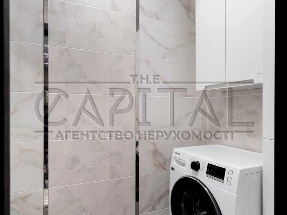 Дом. Киев, Святищенская ул.