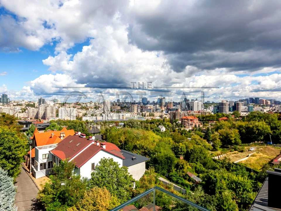 Будинок. Київ, Батиєва гора
