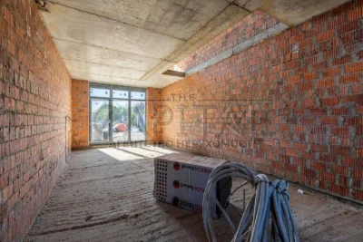 Продаж таунхауса Осокорки, автономность газа, выход на воду