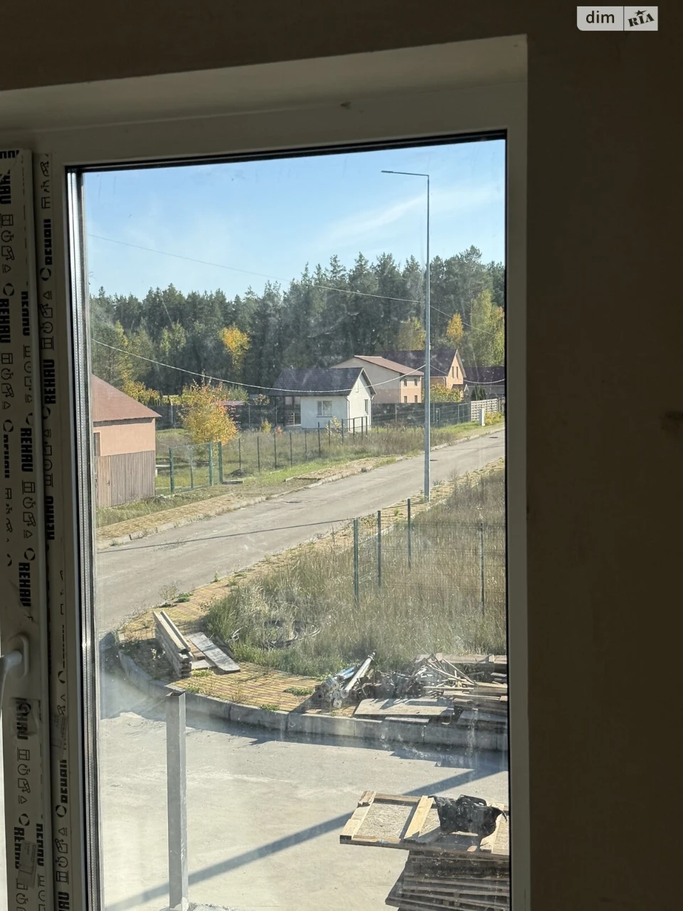Продаж будинку в Биківні