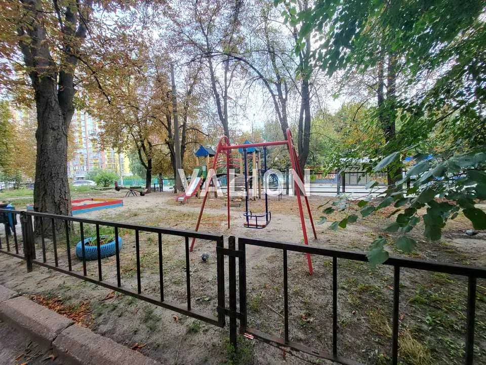 Квартира. Киев, Сечевых Стрельцов ул. (Артема)
