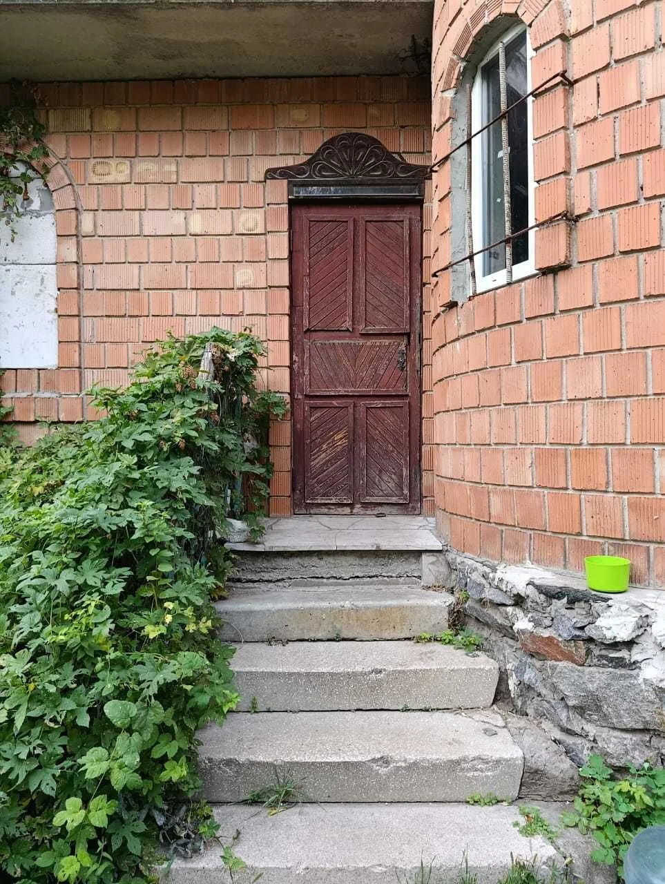For Sale - Country House in Krasnopillia