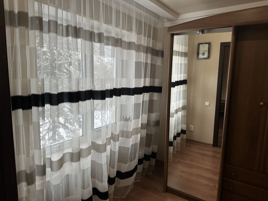 I will sell a 3-room apartment, exchange for a car is possible