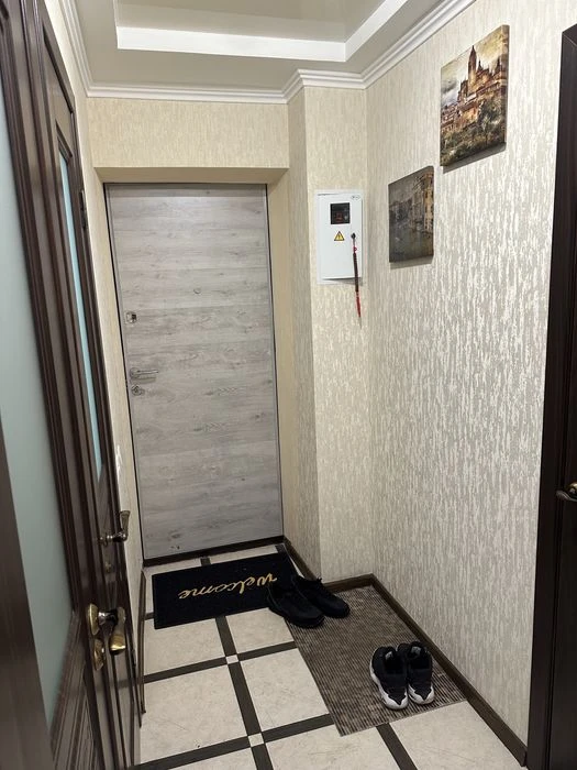 I will sell a 3-room apartment, exchange for a car is possible