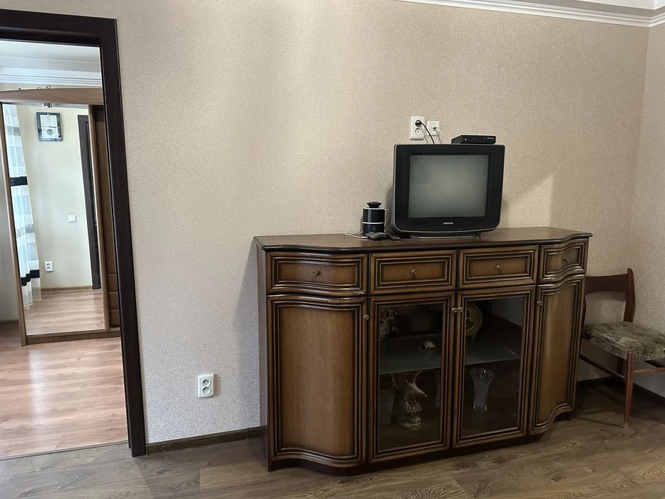 I will sell a 3-room apartment, exchange for a car is possible