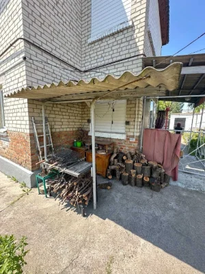 Продам дом возле парка, ж/м Приднепровск ул. Кременная