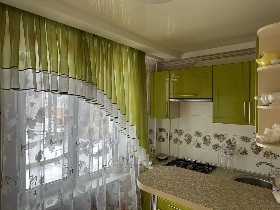 I will sell a 3-room apartment, exchange for a car is possible