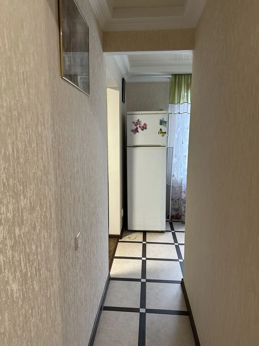I will sell a 3-room apartment, exchange for a car is possible