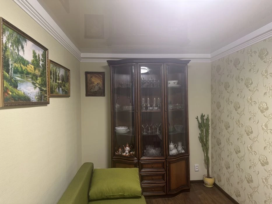 I will sell a 3-room apartment, exchange for a car is possible