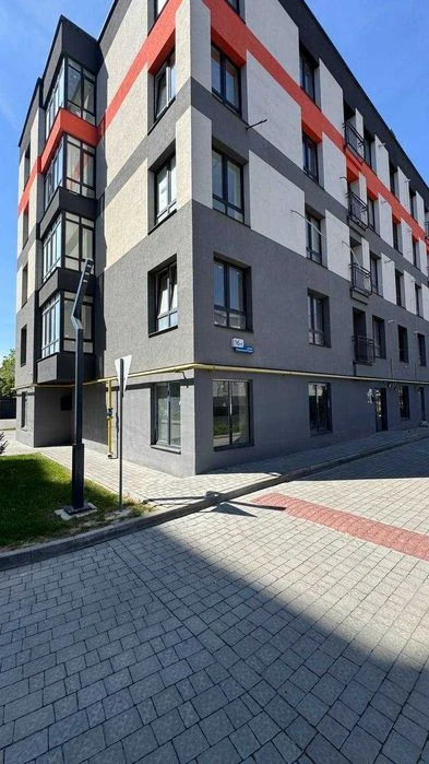 3-комнатная квартира 92 м² в ЖК «Парковый городок» ул.Нац.