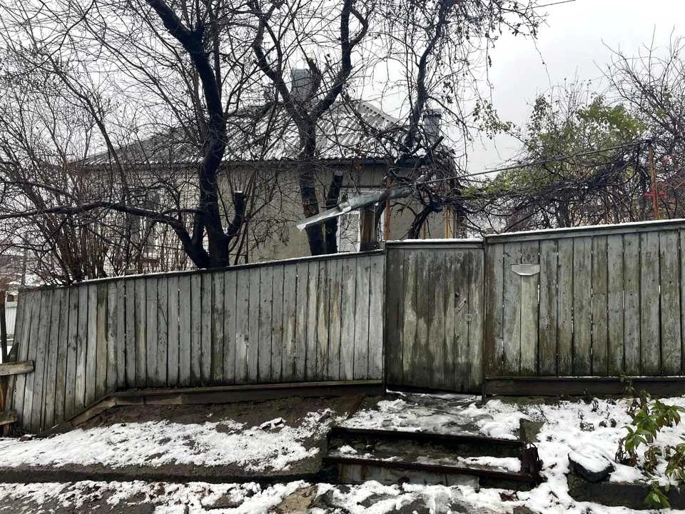 Land. Kyiv