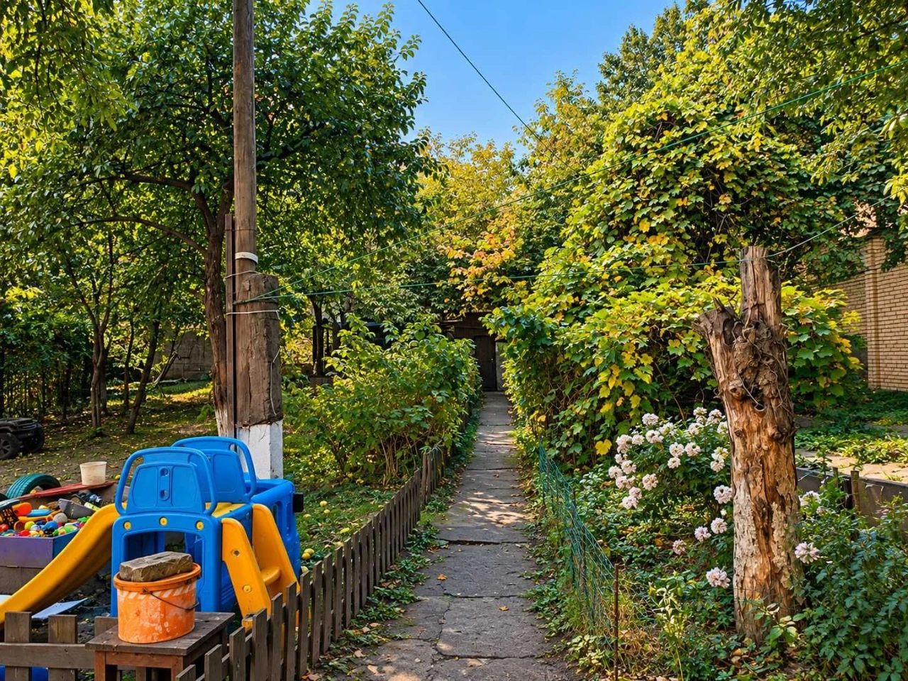 Продаж земельної ділянки 10 соток у центрі Києва, Печерськ, мі