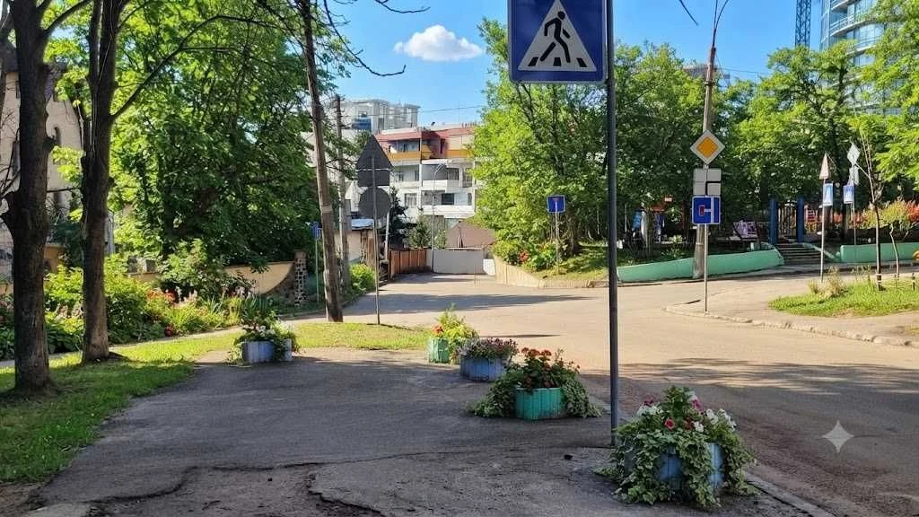 Продаж земельної ділянки 10 соток у центрі Києва, Печерськ, мі