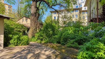 Land for sale in a quiet center of Kyiv, Tat
