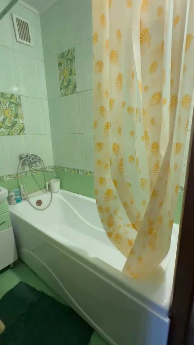 Продается 3 комн. квартира в центре Чугуева