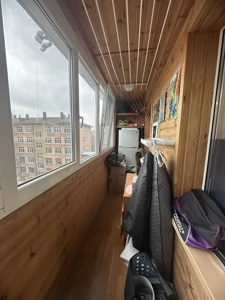 Продається 4-кімнатна квартира 80 м2 в центрі міста