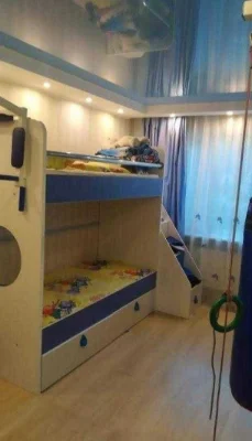 Продається 2-кімнатна квартира, 45 кв.м, 2 поверх, 23 Серпня.