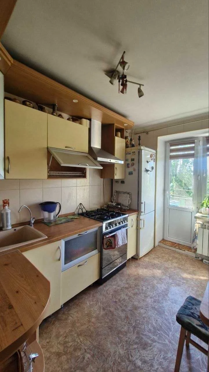 Продаж 3-кімнатній квартири в Котовському, 7 поверх, Газ, Гарний