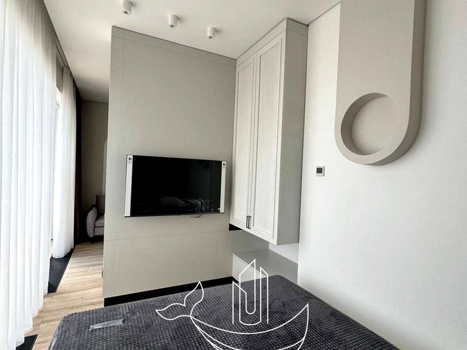 Apartment. Odessa, Mayachny Prospect