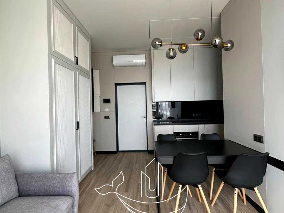Apartment. Odessa, Mayachny Prospect