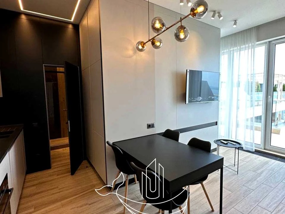 Apartment. Odessa, Mayachny Prospect