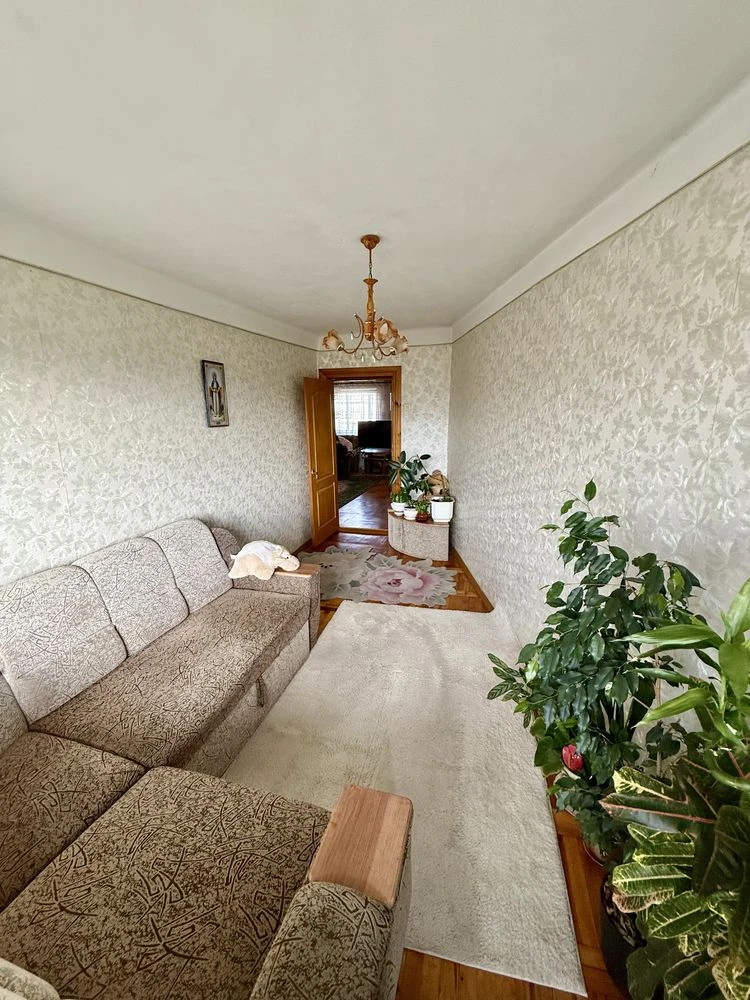 Продажа 3-комнатной квартиры в центре района Хортицкого