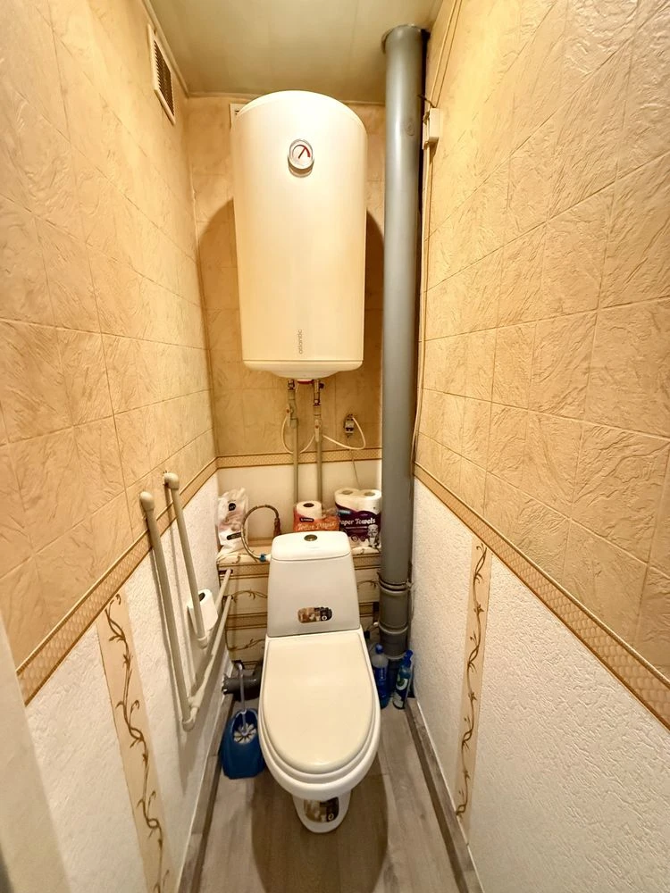 Продажа 3-комнатной квартиры в центре района Хортицкого