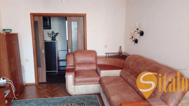 Spacious 3-bedroom apartment for sale on the Right Bank!