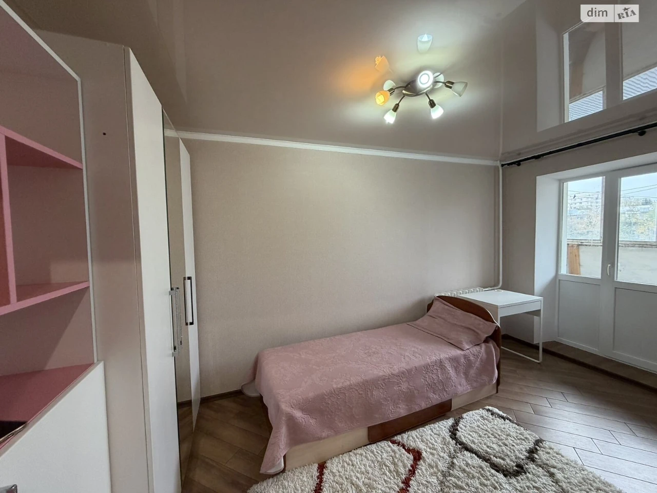 Long-Term Rental Apartment "Vishchka"
