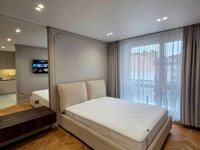 Apartment. Ivano-Frankivsk, Vladiki Sofrony Mydryho st.