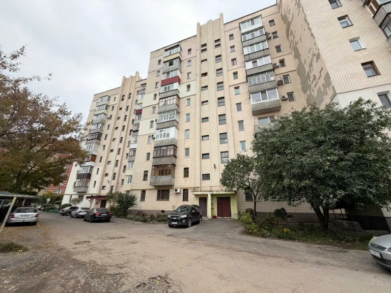‼️Furmanova‼️ 3-room apartment, brick building,