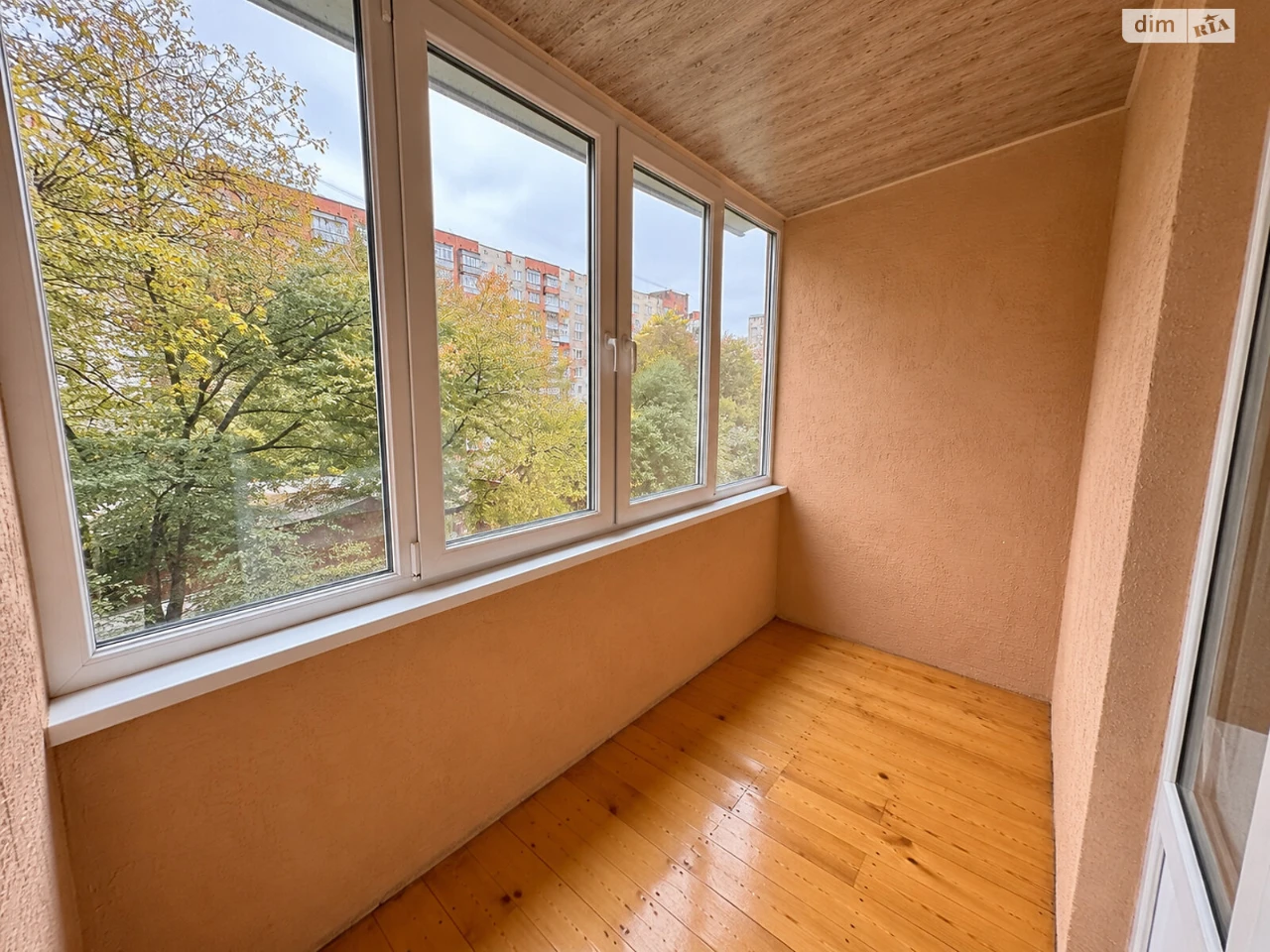Apartment for Sale, Exhibition