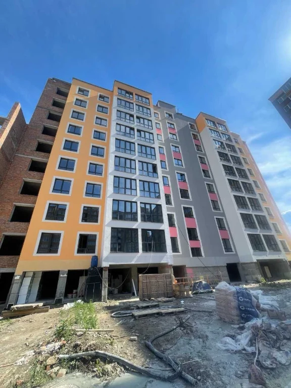 Sale of the cheapest 1-room apartment in a new building in Dubove