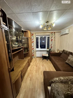 Продаж Кімната Лєнпоселище