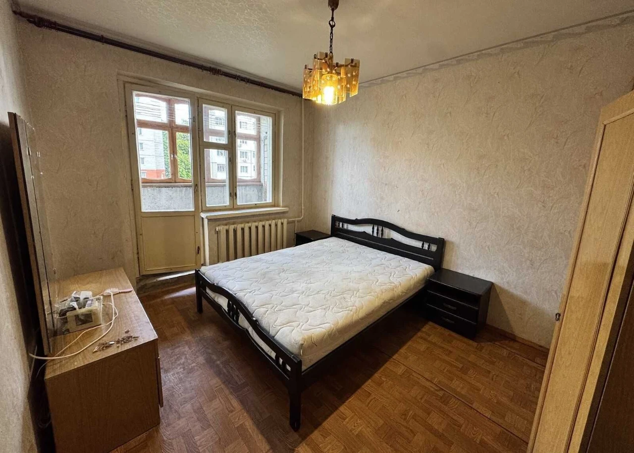 Apartment for sale, 3 rooms, Ozerna
