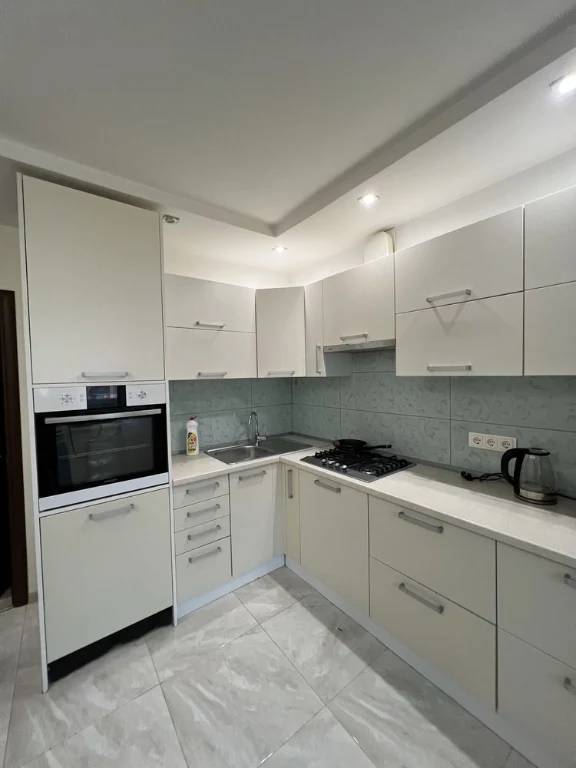 2-bedroom apartment for sale on Korbutivka