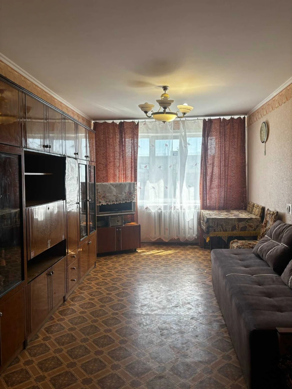 Apartment for Sale - 700 Anniversary Area