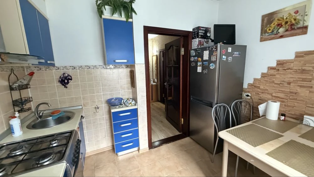 One-room apartment for sale, Евгений Коновальця Street