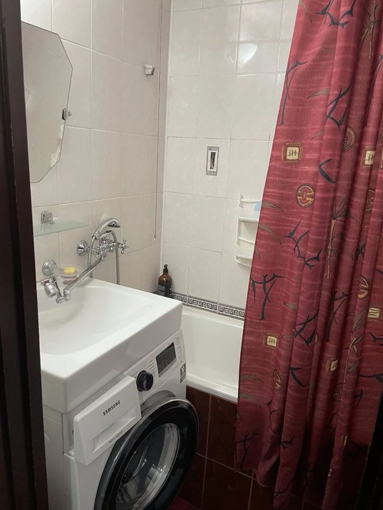 One-room apartment for sale, Евгений Коновальця Street