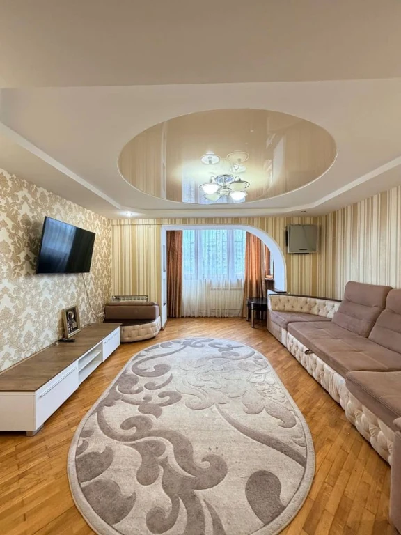 Apartment for sale in the Center of Sumy, Kharkiv Street, 4th floor