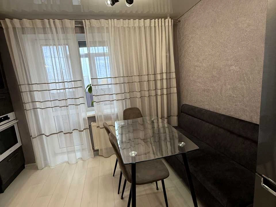 Apartment. Gerasima Kondratyeva st.