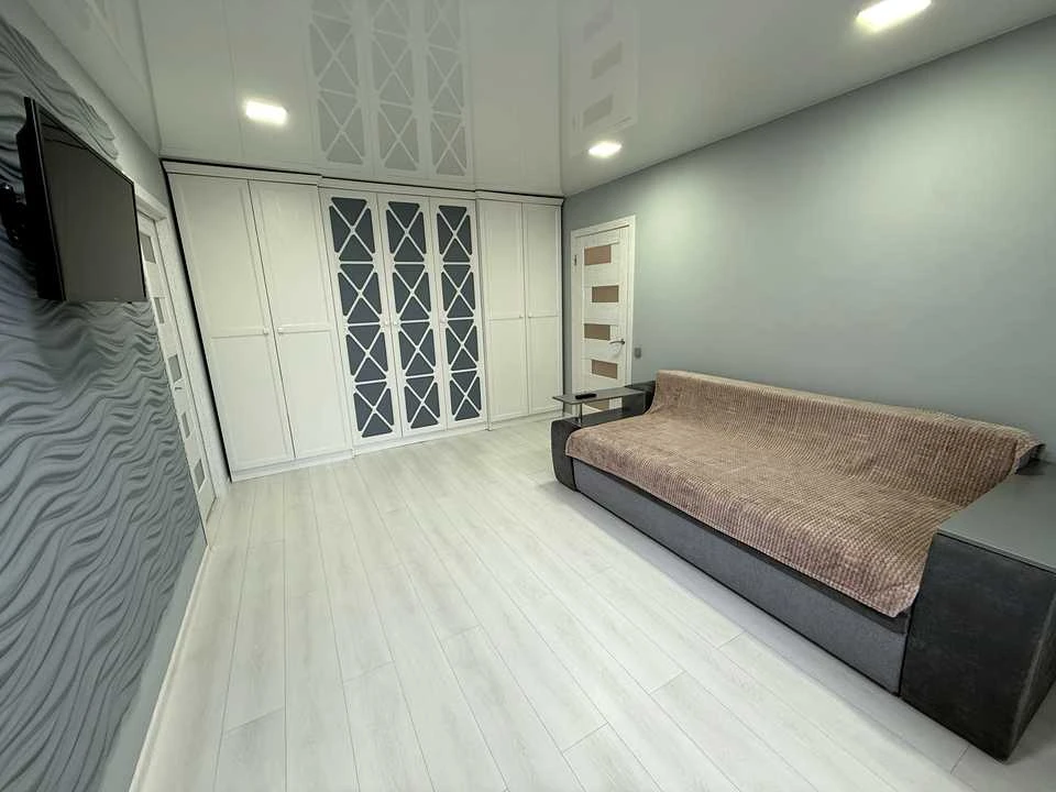Apartment. Gerasima Kondratyeva st.