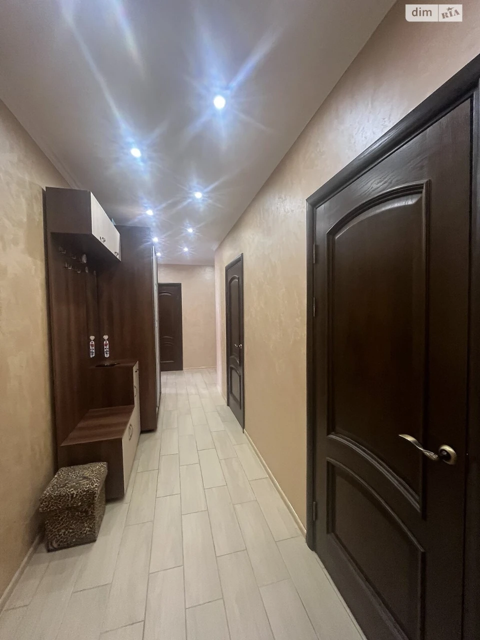 Long Term Rental Apartment Center