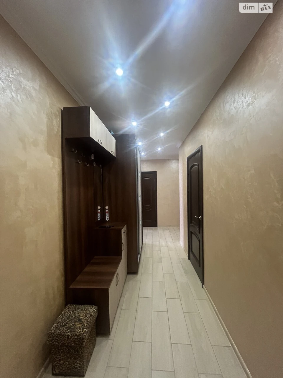 Long Term Rental Apartment Center