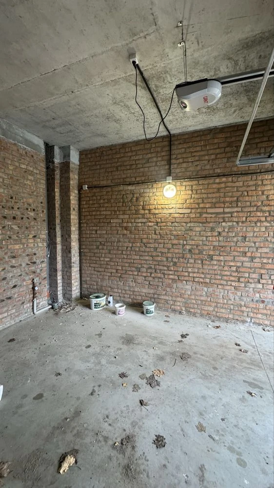Garage for sale in a new building on Danshina Street
