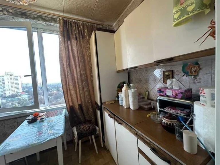 2-room apartment for sale, 5-7 minutes from Industria metro station