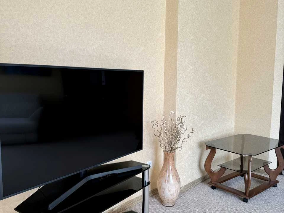 Apartment. Petro Grigorienko Street