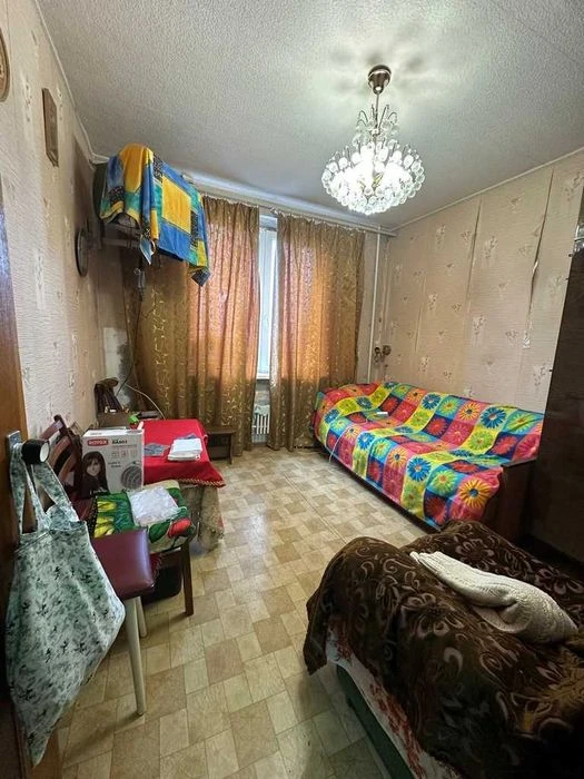 2-room apartment for sale, 5-7 minutes from Industria metro station
