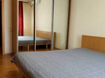 Apartment. Dnipro, Naberezhna Peremogy Street